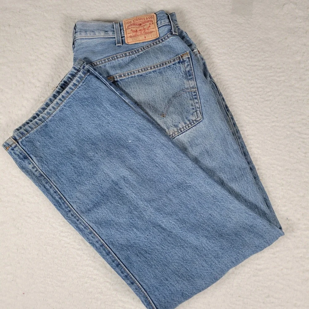 Levi's 501 Original Fit Jeans Mens 40x32 Light Wash Blue Straight Button Fly